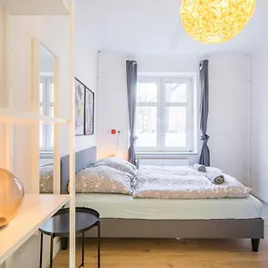 https://spacious-2-bedroom-apartment-close-to-stadtpark.hamburg-hotels-de.com